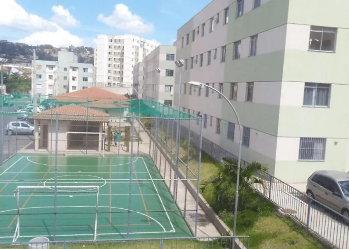 Condominio Encantador Com Estacionamento